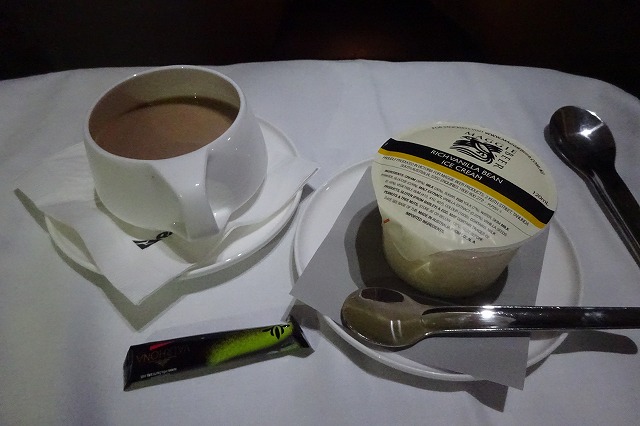 QF61 機内食