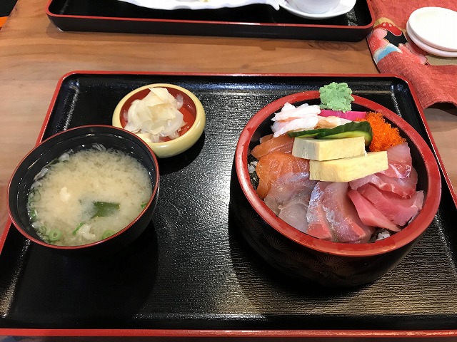 どんと札幌　ちらし寿司
