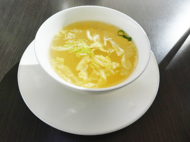 海南鶏飯（HAINAN CHICKEN RICE）についてくるスープ