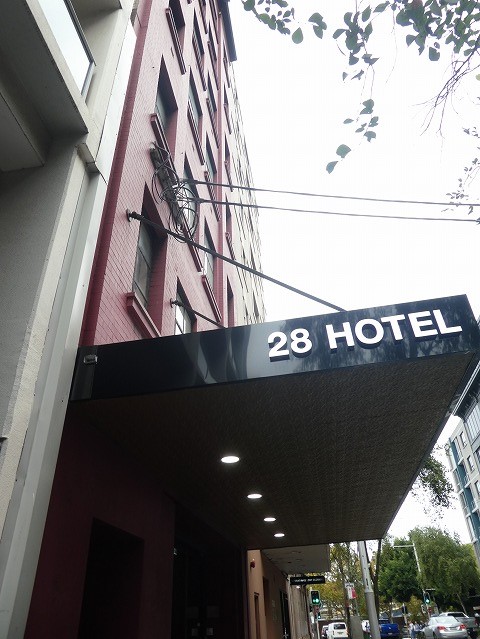 28 HOTEL