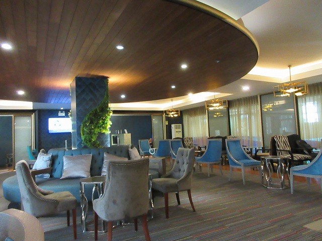 Blue Ribbon Club Lounge