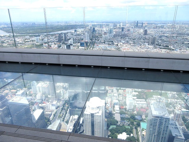 Mahanakhon Skywalk（マハナコン・スカイウォーク）