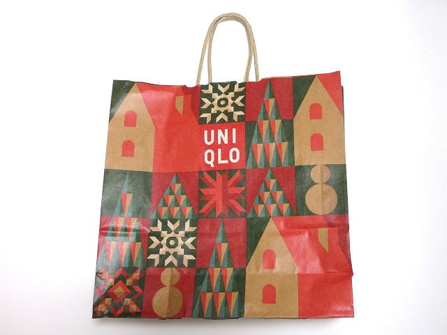 有料ショッピングバッグもかわいい