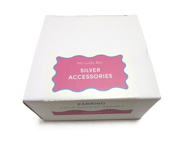 3COINS 330円(税込)