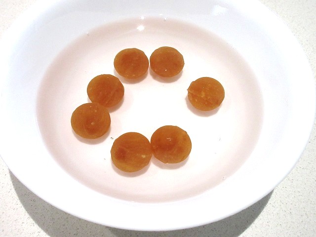 カンロ飴を電子レンジで加熱