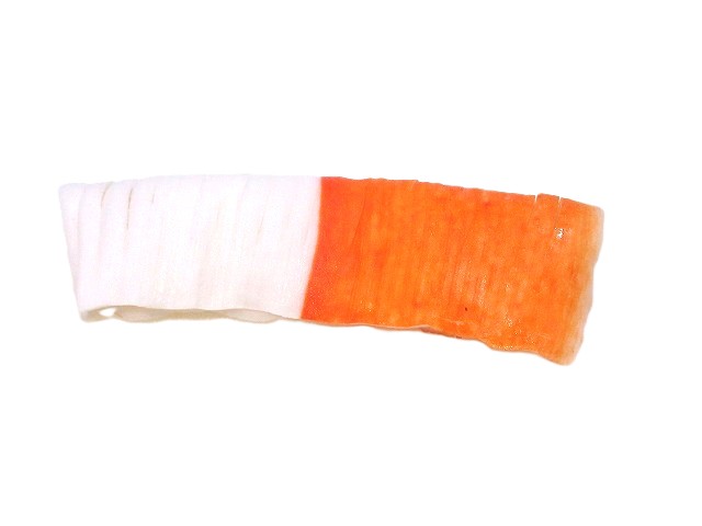 切り込みを入れ半分に折る