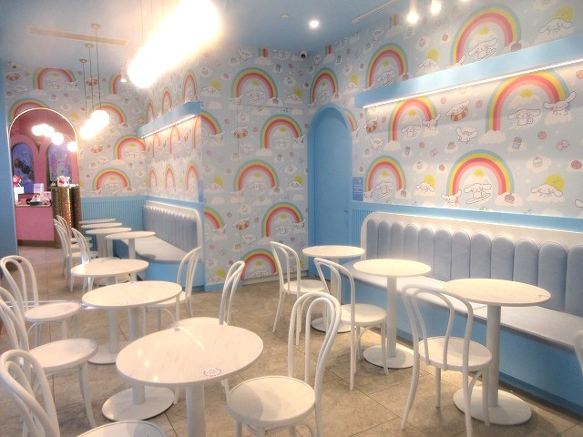 Hello Kitty and Friends Cafe