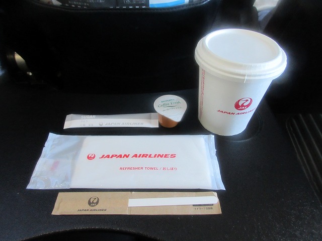 JAL国内線　機内サービス
